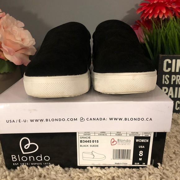 💦💧Blondo Waterproof Black Suede Sneakers! - Picture 5 of 8